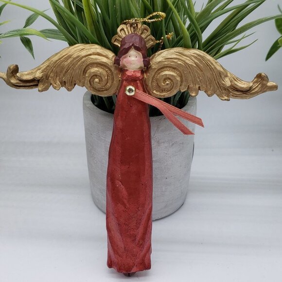 Red Gold Vintage Winged Resin Angel Christmas Ornament - Picture 1 of 9